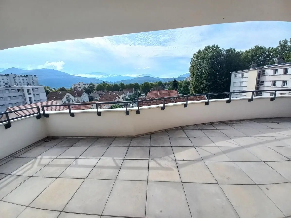 Appartement à louer, 86m², Grenoble