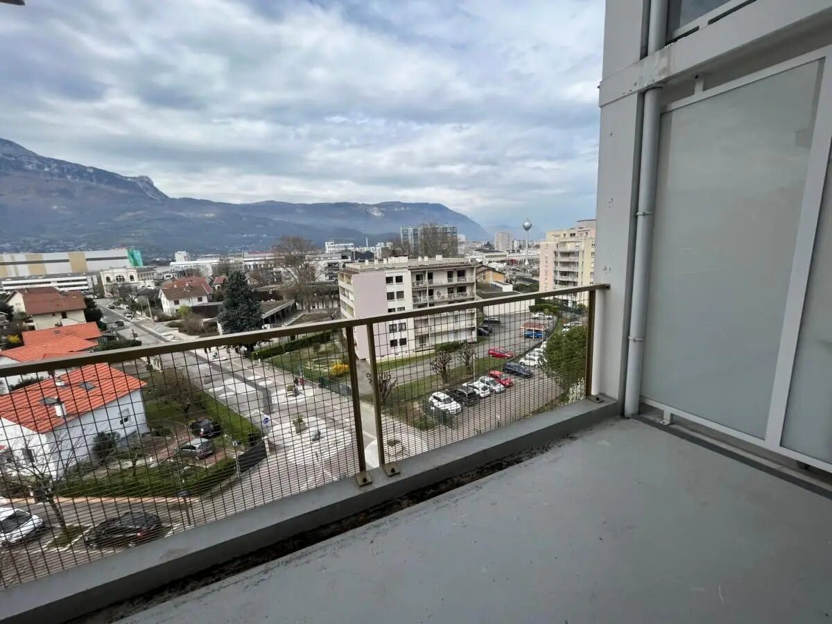 Appartement à louer, 79m², Grenoble