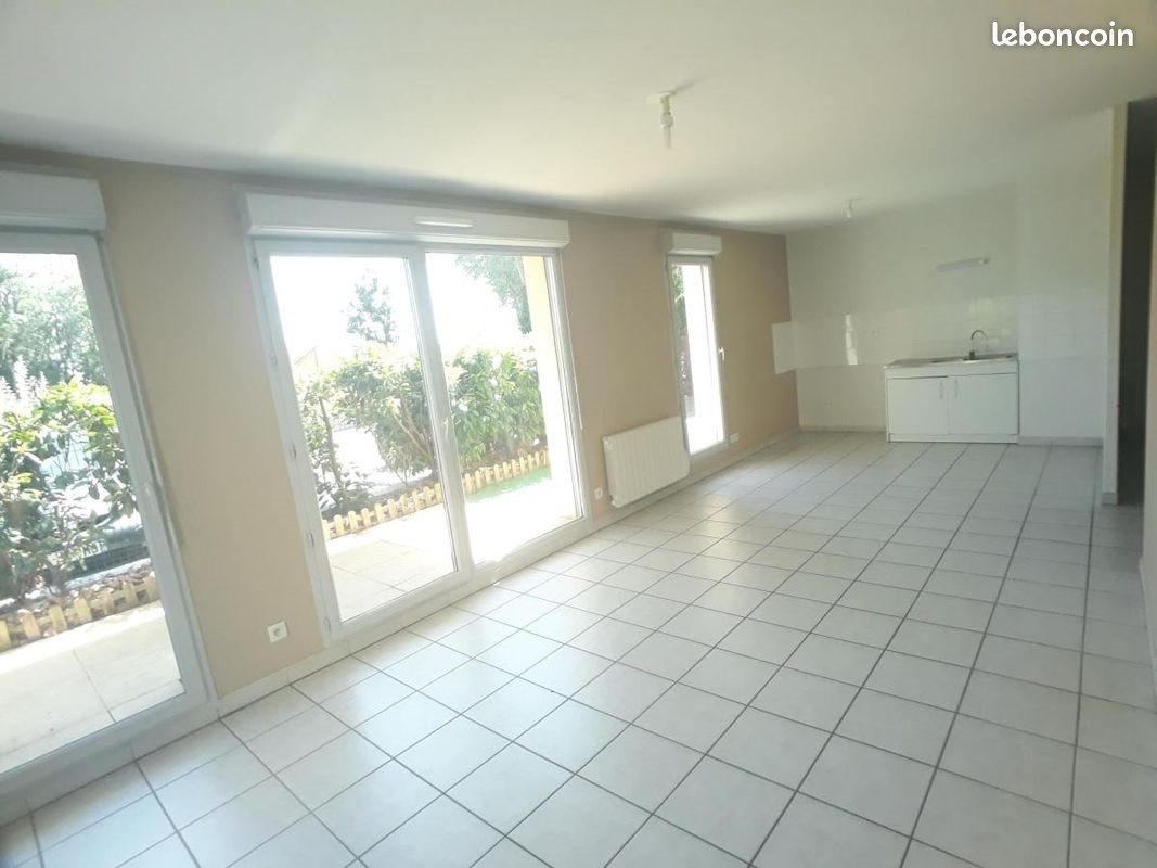 Appartement à louer, 68m², Miribel
