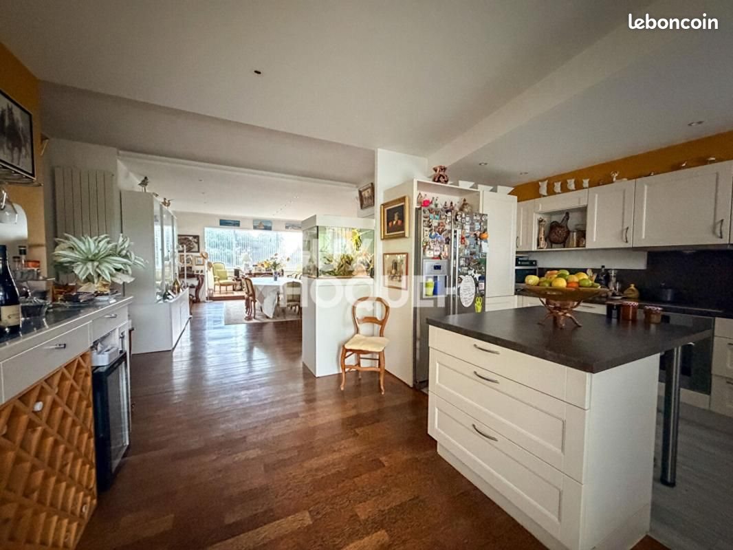 Appartement à vendre, 149m², La Rochelle