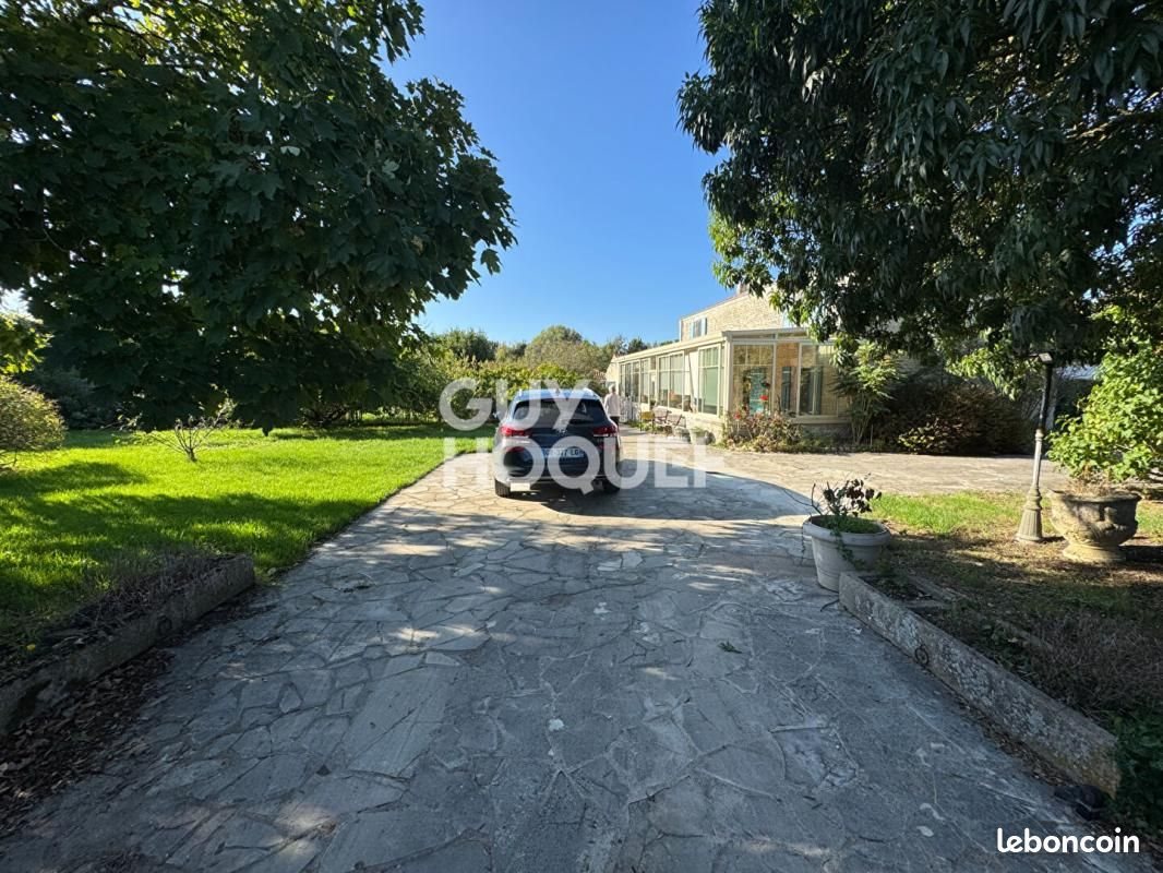 Maison à vendre, 204m², Saint-Xandre