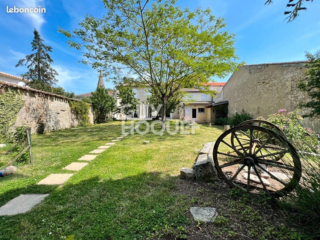 Maison à vendre, 286m², Bourgneuf