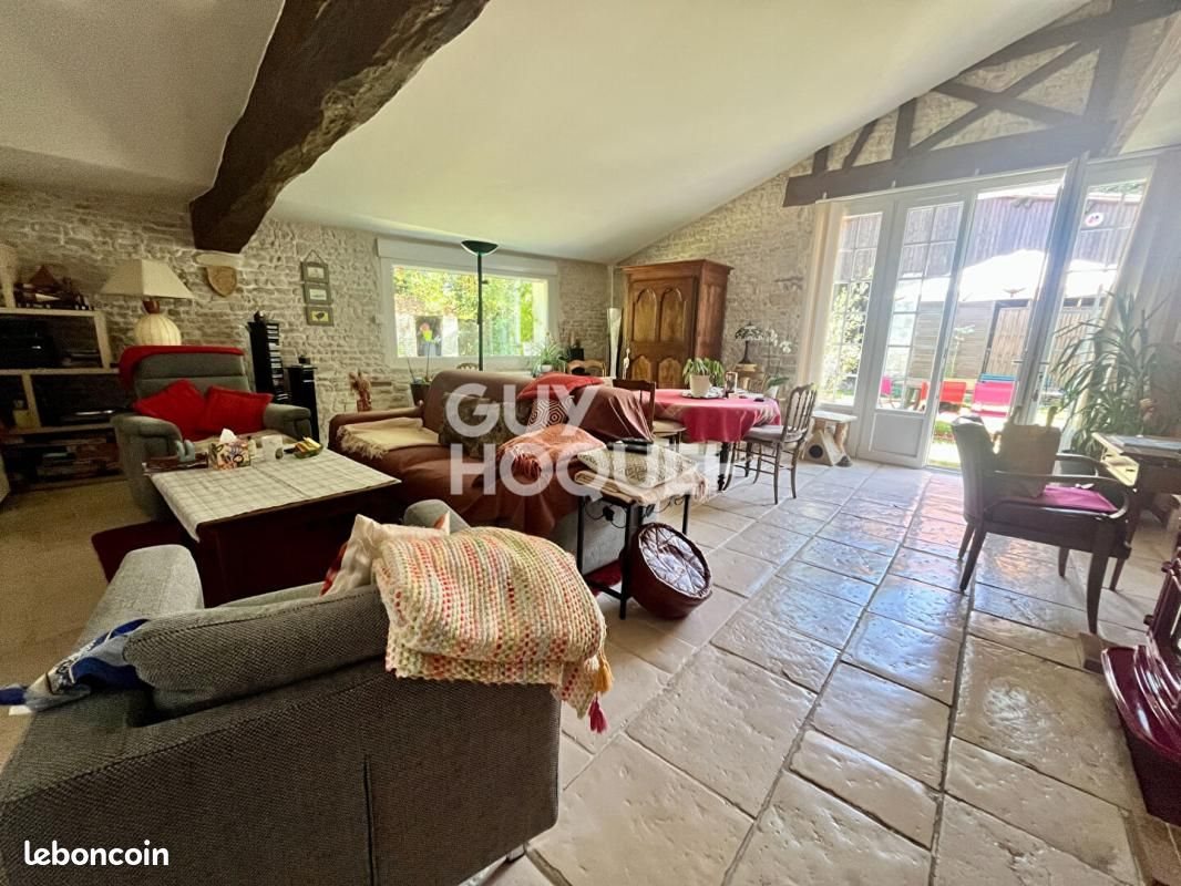 Maison à vendre, 196m², Benon