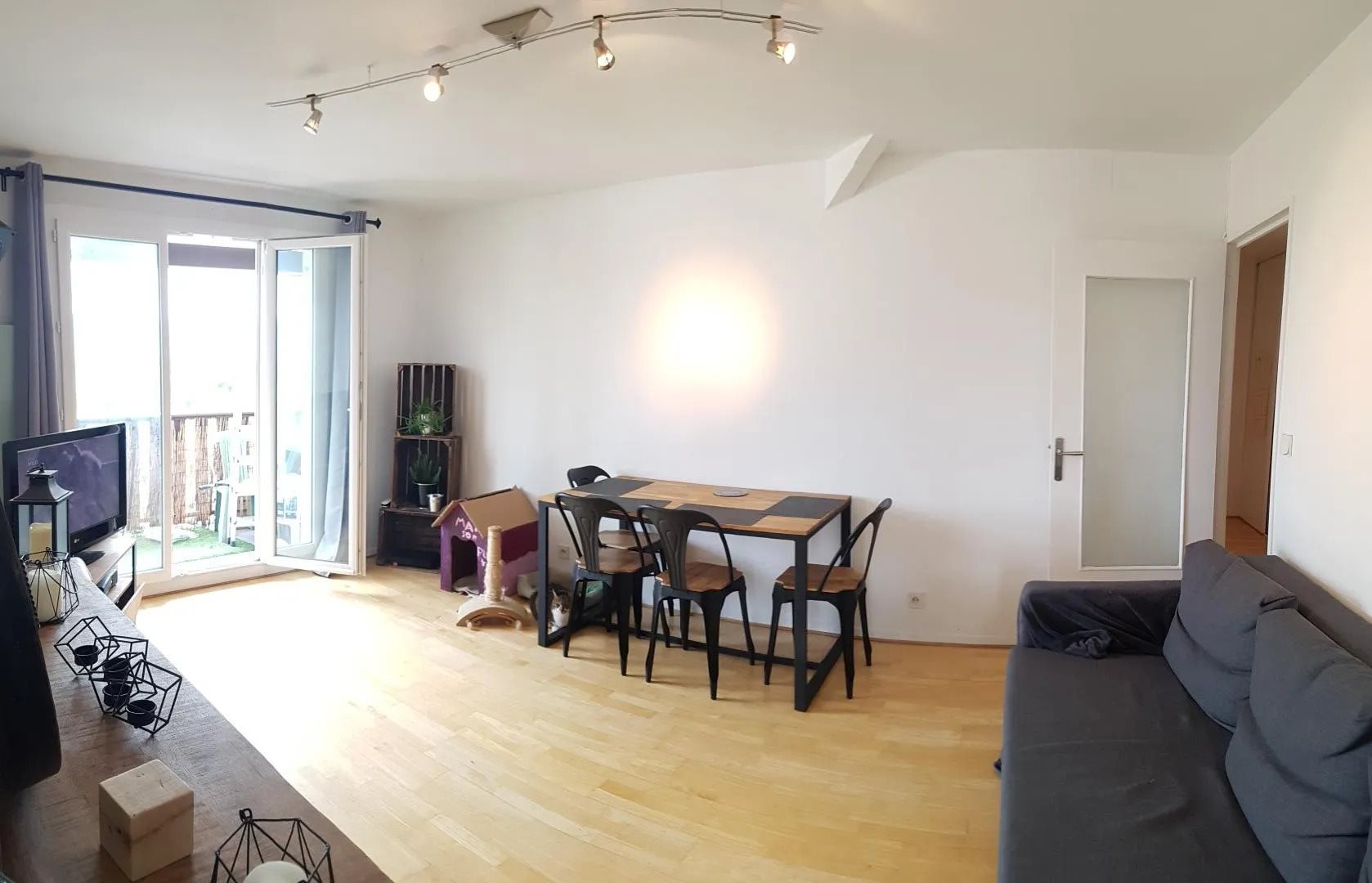 Appartement à vendre, 65m², Prévessin-Moëns