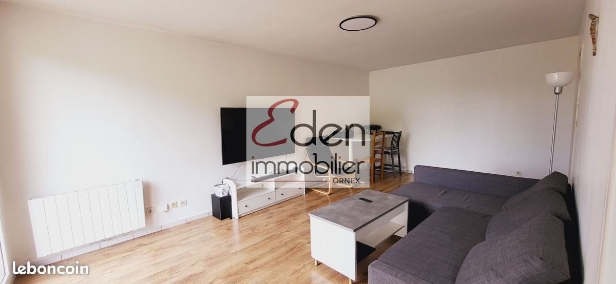 Appartement à louer, 53m², Gex