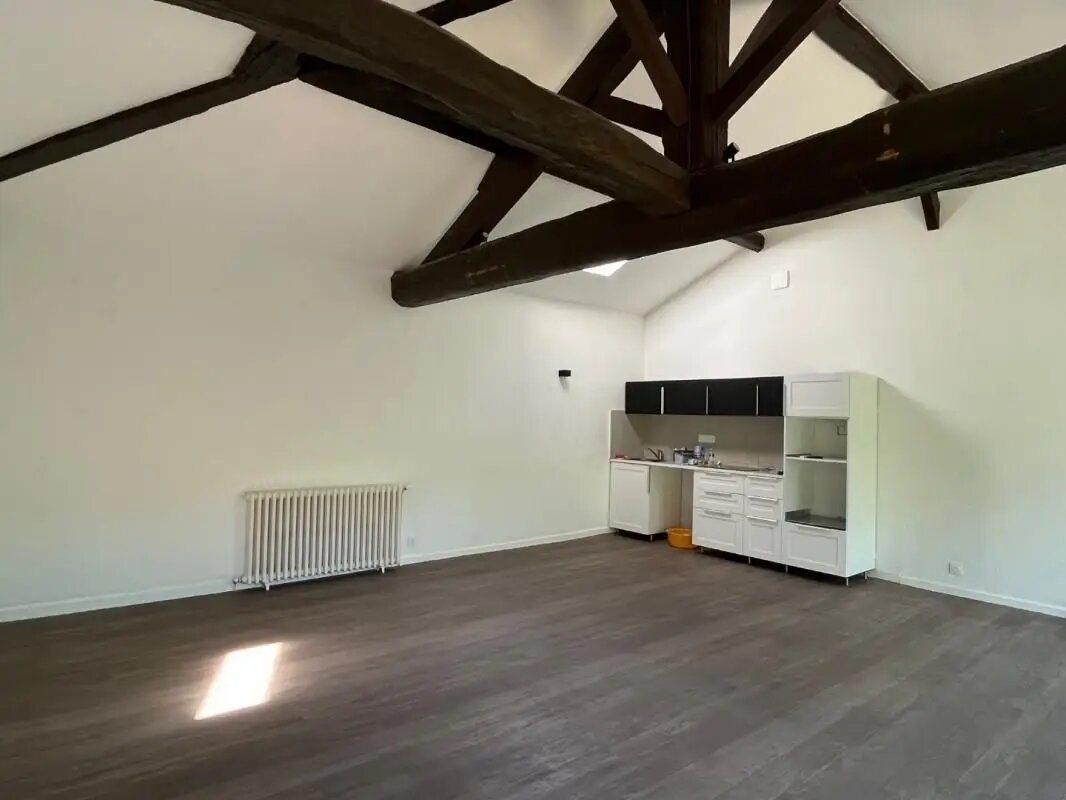 Appartement à louer, 114m², Reyrieux