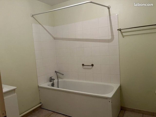 Appartement à louer, 64m², Pont-de-Veyle