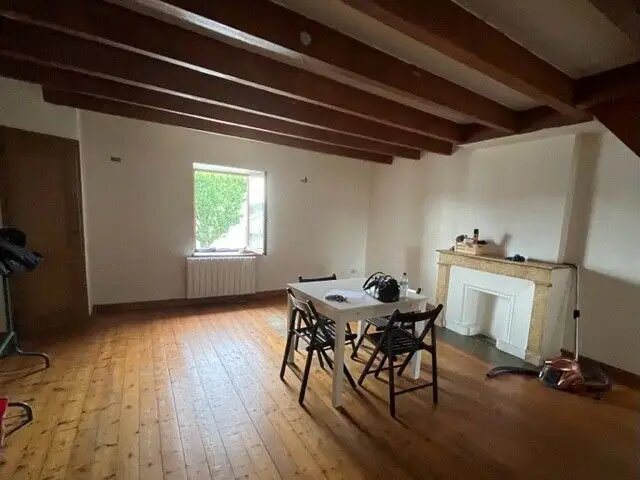 Appartement à louer, 77m², Saint-Paul-de-Varax
