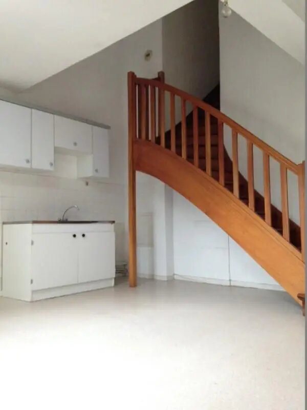 Appartement à louer, 38m², Poncin