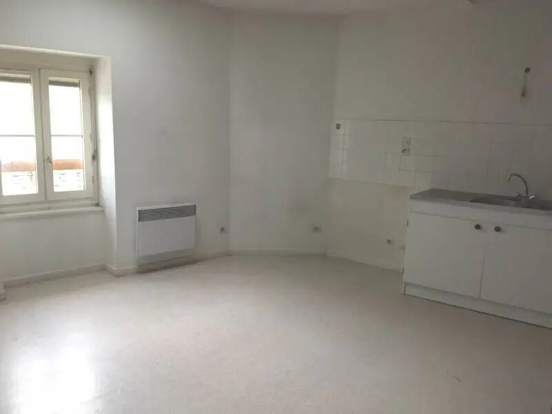 Appartement à louer, 38m², Poncin