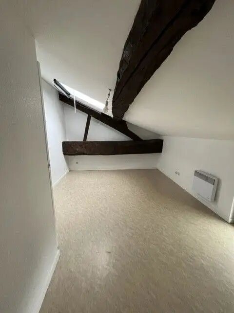 Appartement à louer, 38m², Poncin