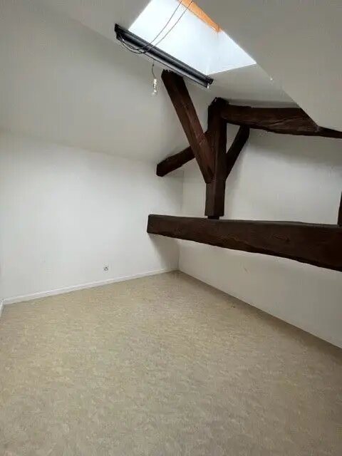 Appartement à louer, 38m², Poncin