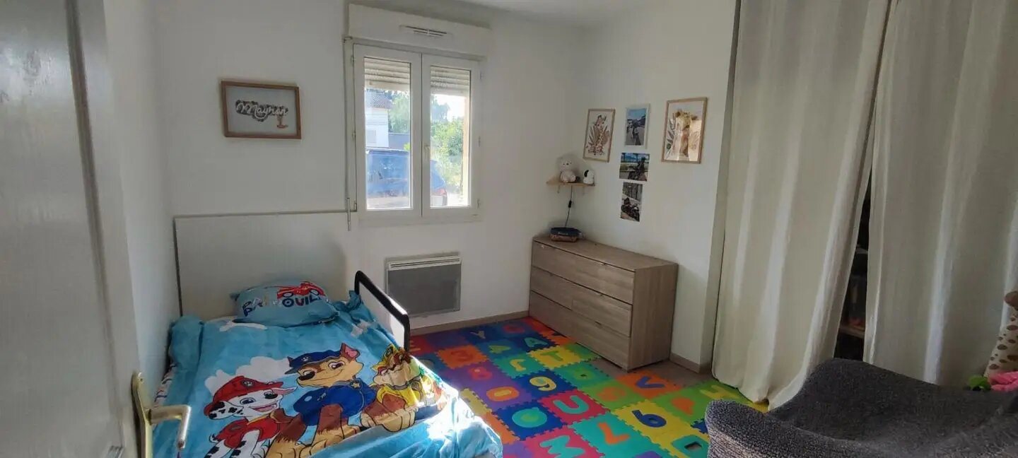 Maison à louer, 90m², Neuville-les-Dames