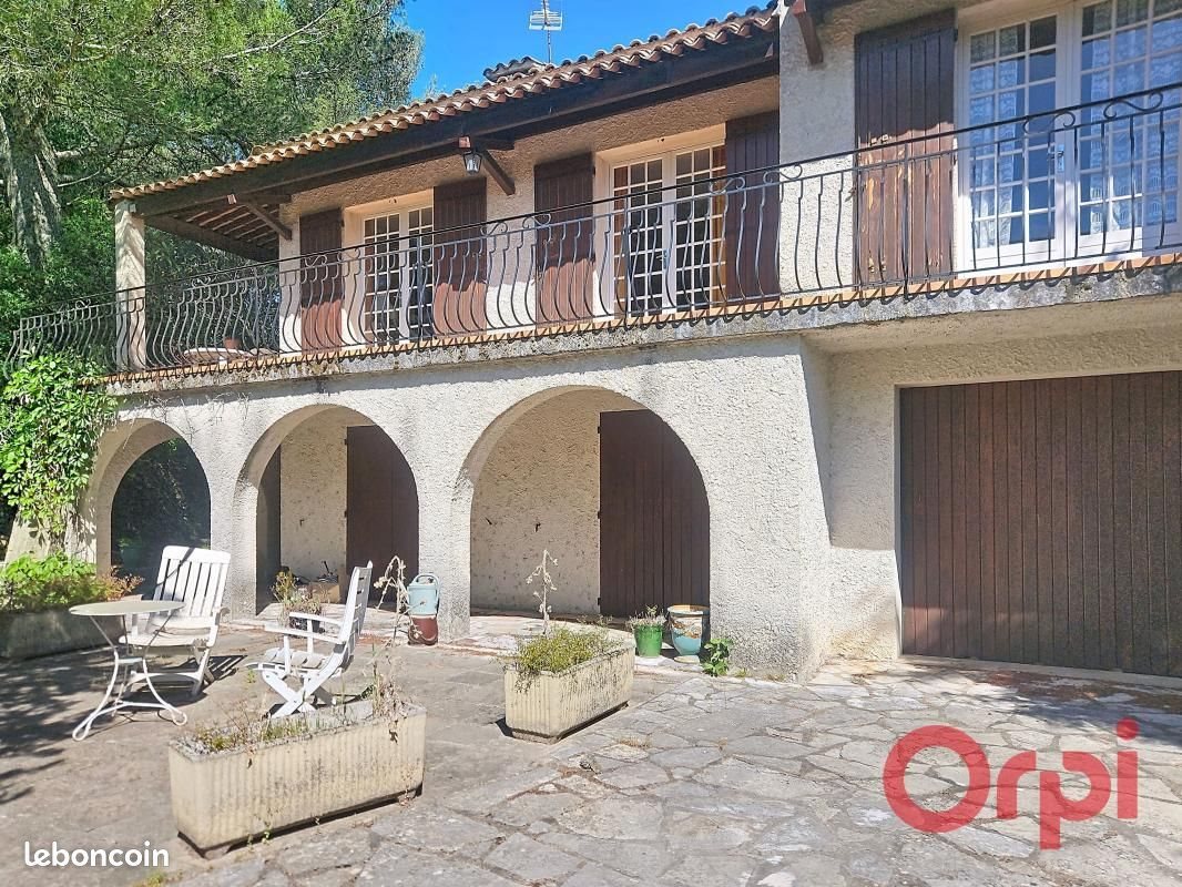 Maison à vendre, 177m², Nîmes