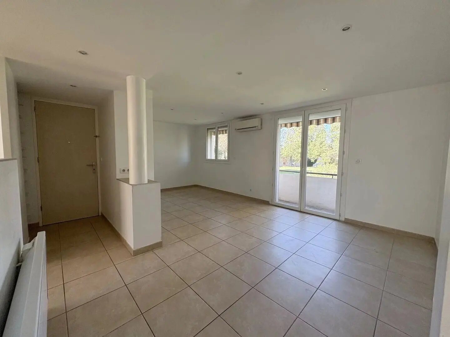 Appartement à vendre, 67m², Arles