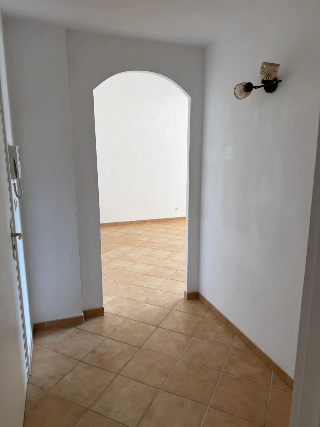 Appartement à louer, 73m², Marseille 8ème