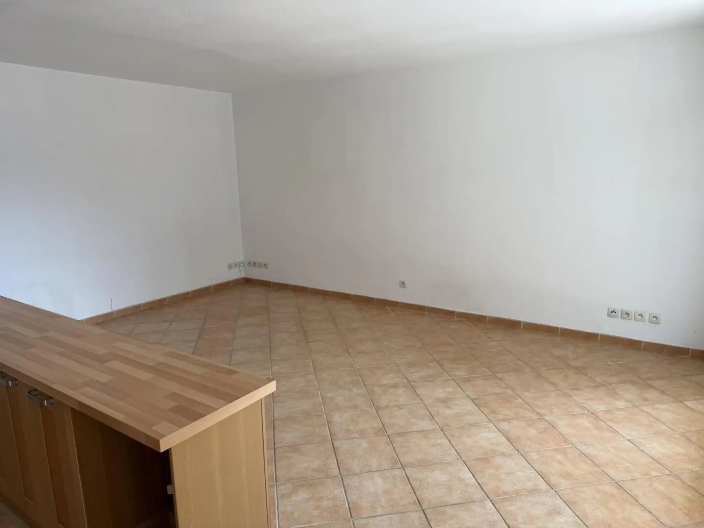 Appartement à louer, 73m², Marseille 8ème