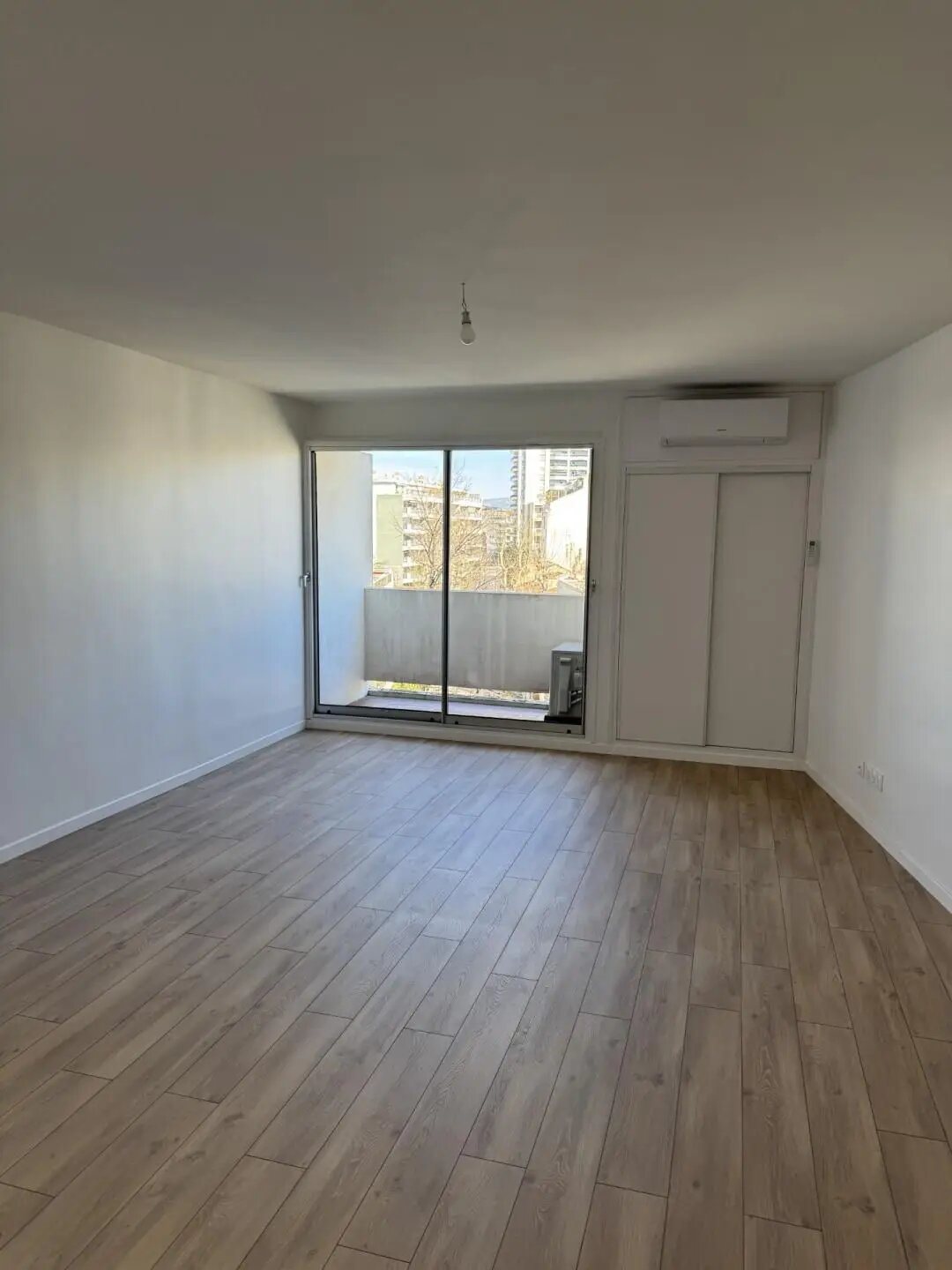Appartement à louer, 36m², Marseille 8ème