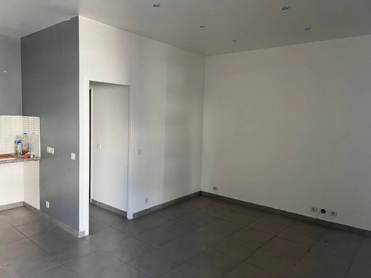 Appartement à louer, 37m², Marseille 15ème
