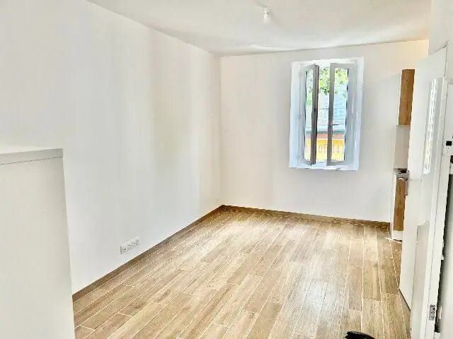 Appartement à louer, 24m², Marseille 9ème