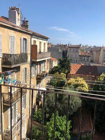 Appartement à louer, 71m², Marseille 5ème