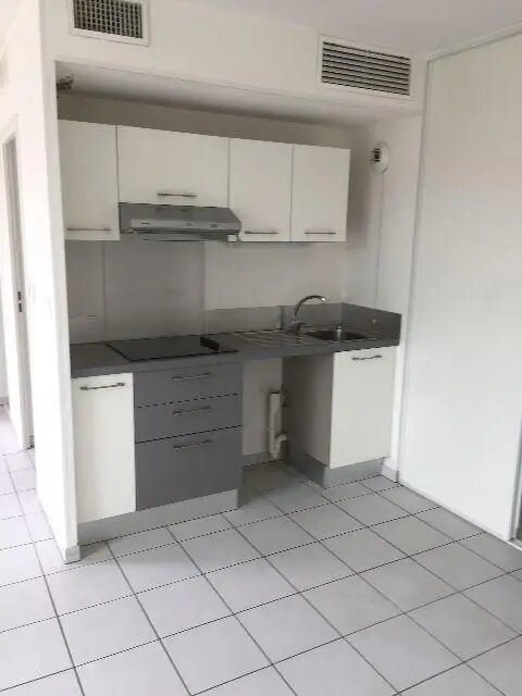Appartement à louer, 29m², Marseille 9ème