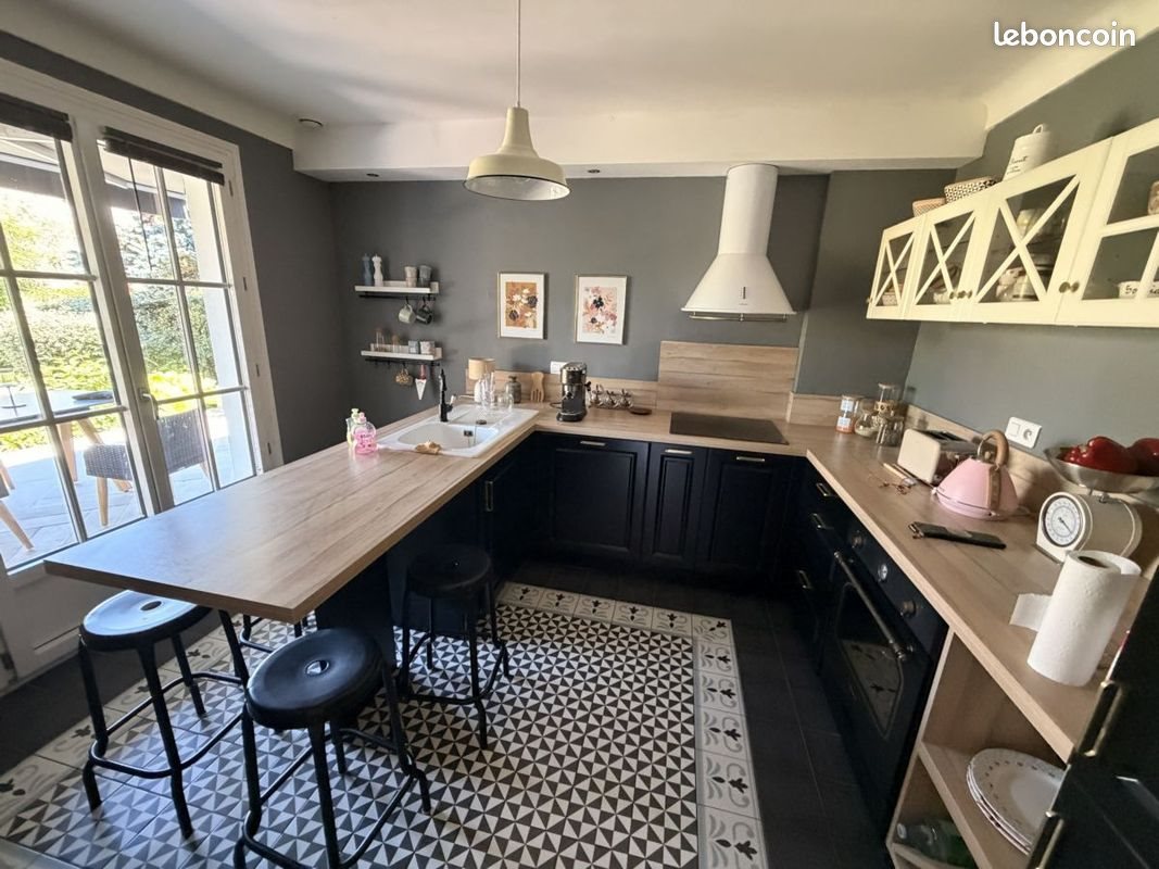 Maison à vendre, 150m², Creuzier-le-Vieux