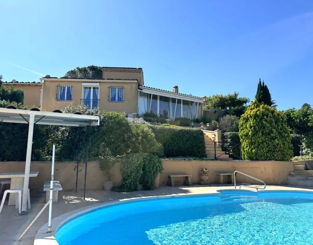Maison à vendre, 223m², Rochefort-du-Gard