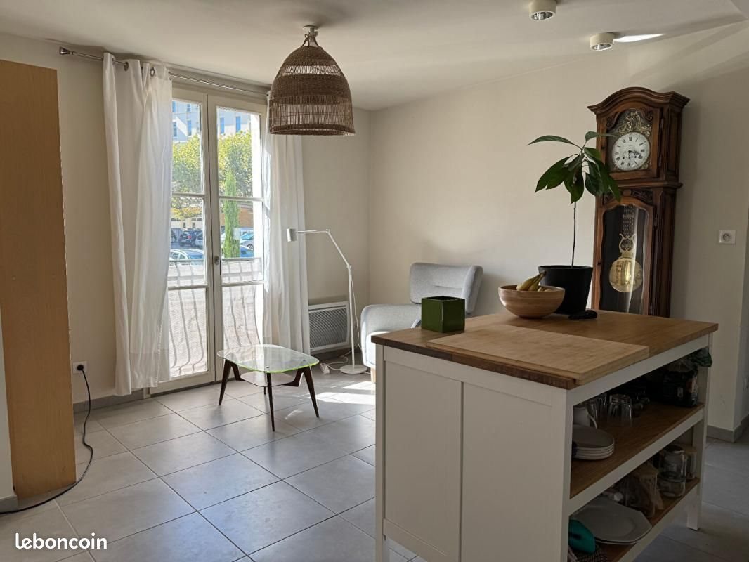 Appartement à vendre, 60m², Villeneuve-lès-Avignon