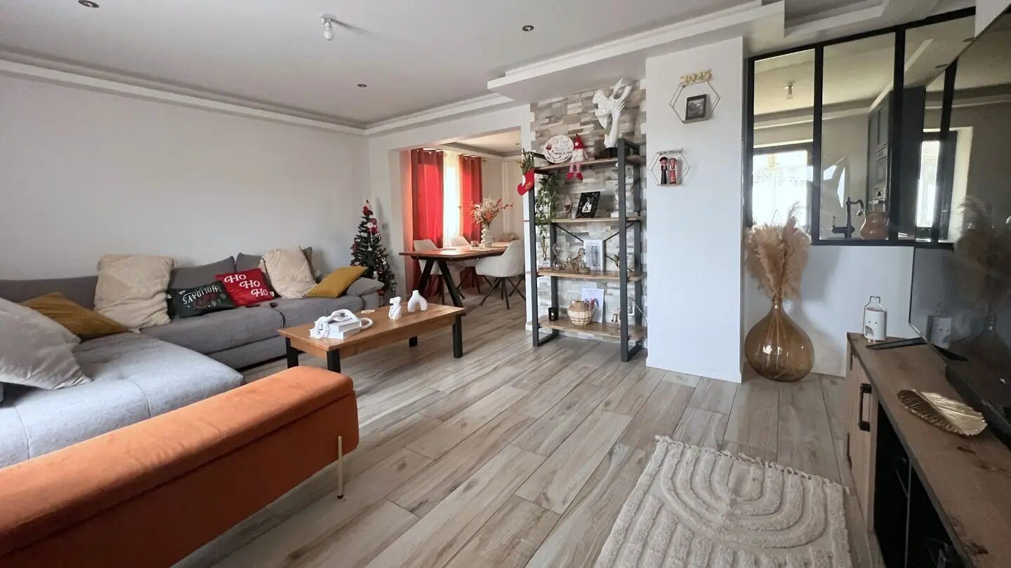 Maison à vendre, 74m², Abondant