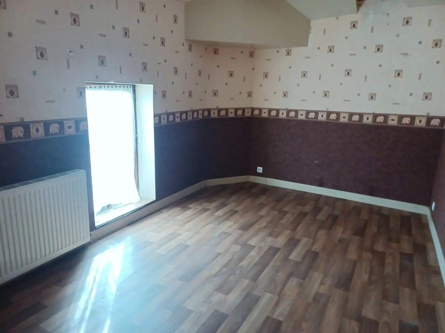 Maison à vendre, 89m², Serville