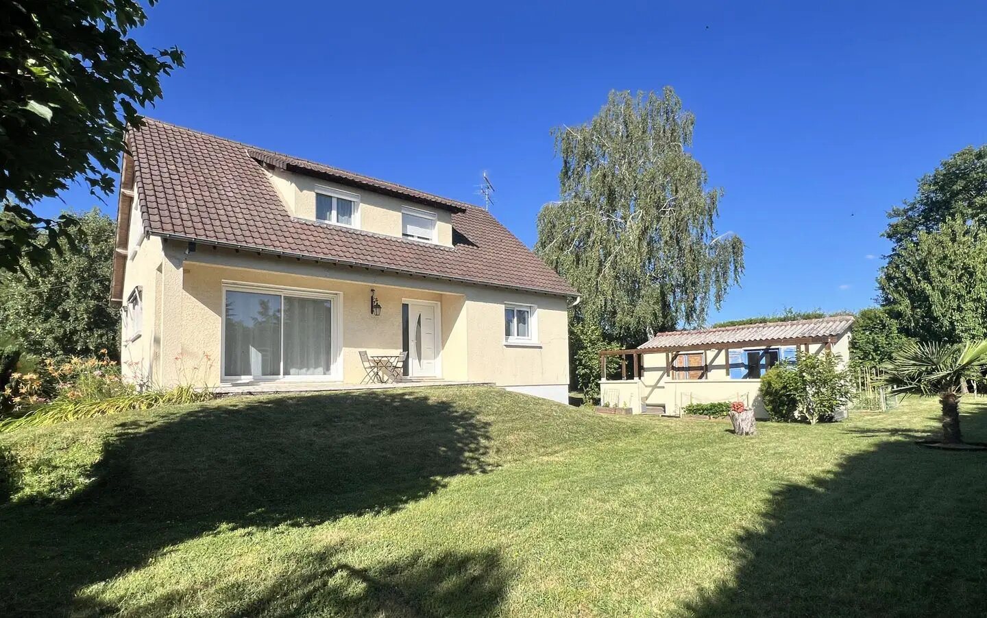 Maison à vendre, 130m², Bû