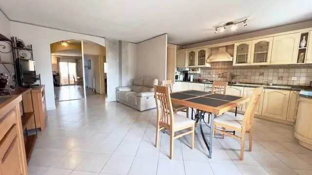 Appartement à vendre, 80m², Beausoleil