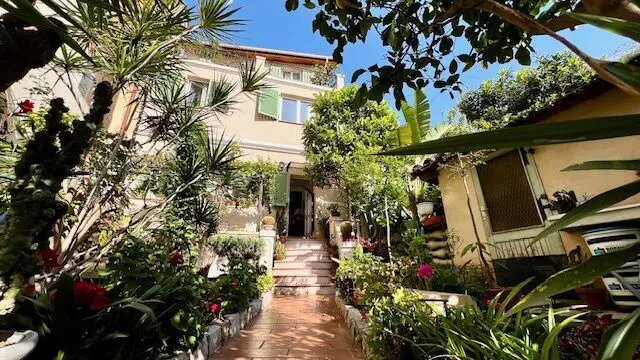 Maison à vendre, 135m², Beausoleil