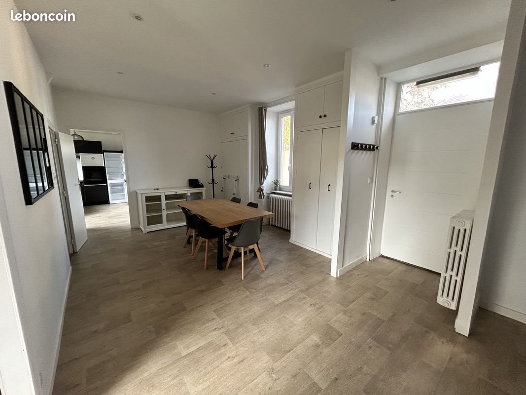 Maison à louer, 86m², Anneyron