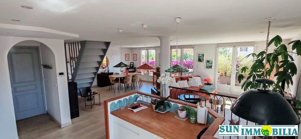 Maison à vendre, 165m², Cagnes-sur-Mer