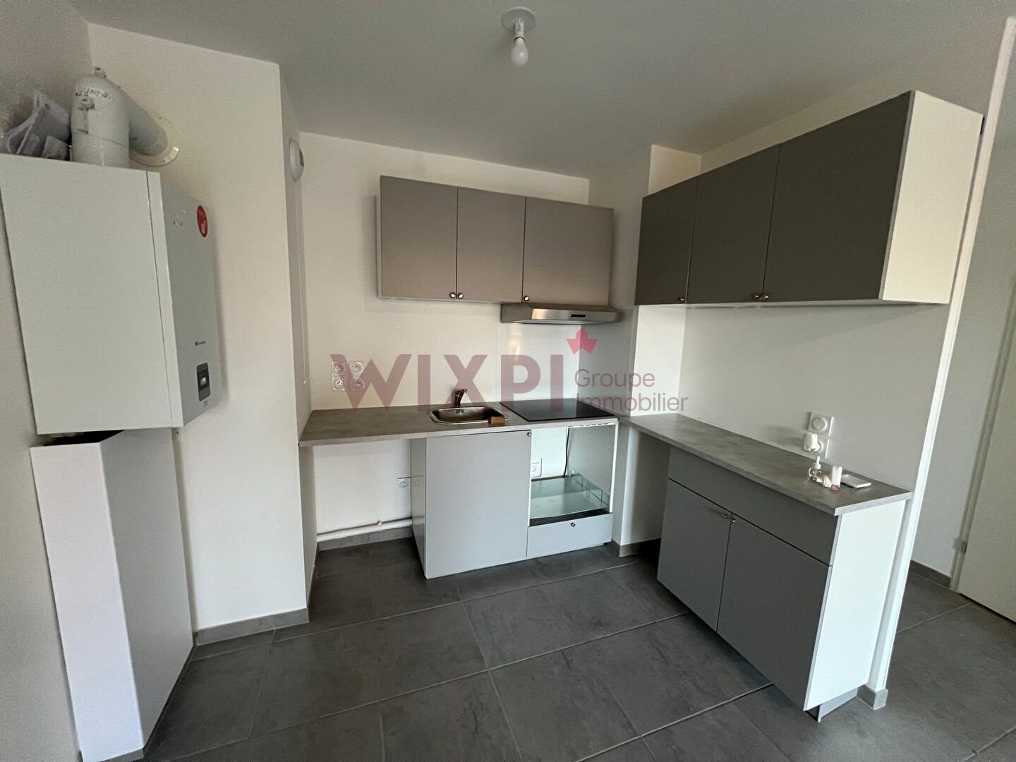 Appartement à louer, NaNm², Maubec