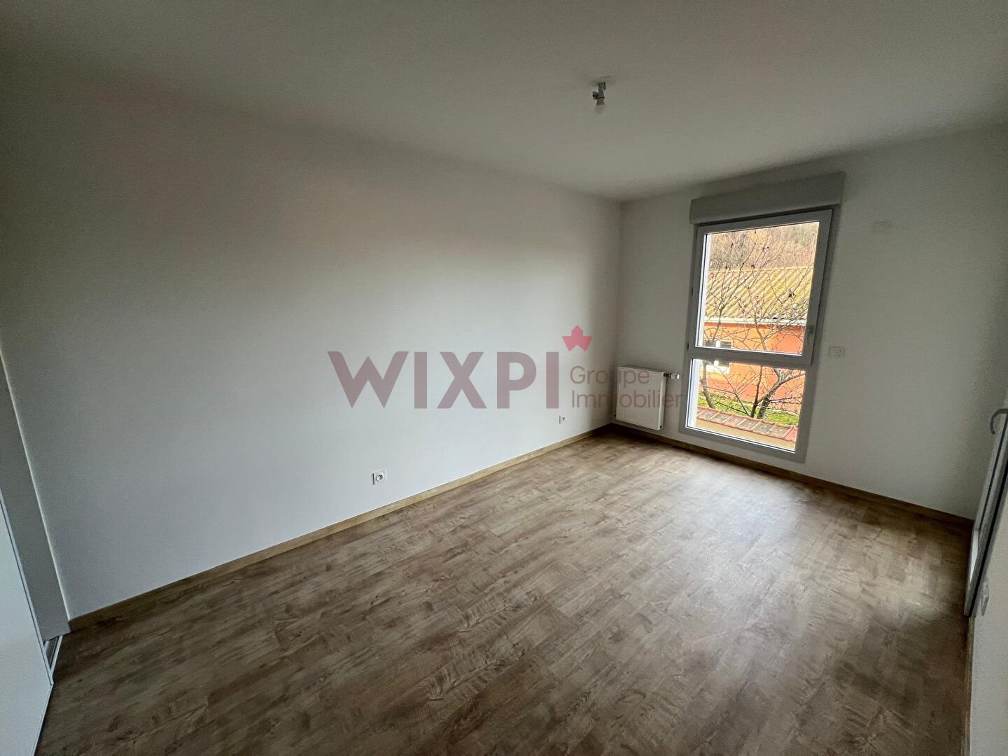 Appartement à louer, NaNm², Maubec