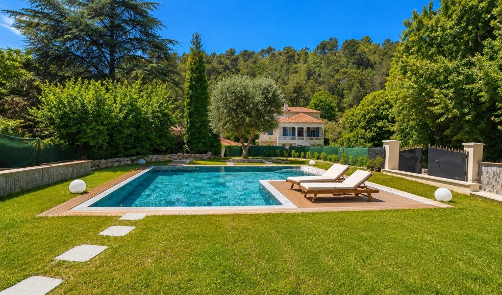 Maison à vendre, 140m², Levens