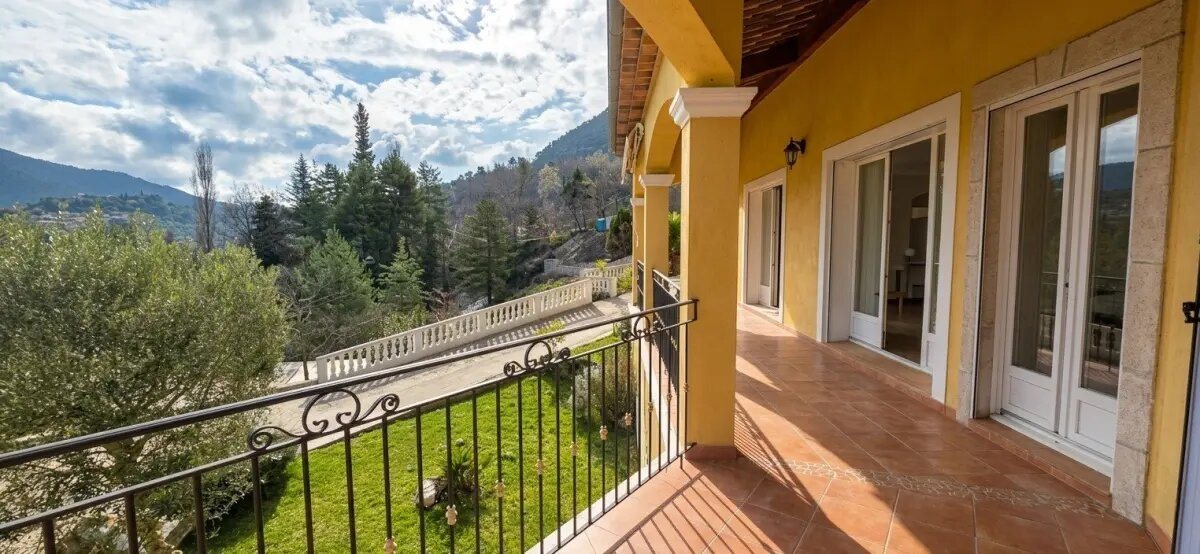 Maison à vendre, 156m², Tourrette-Levens