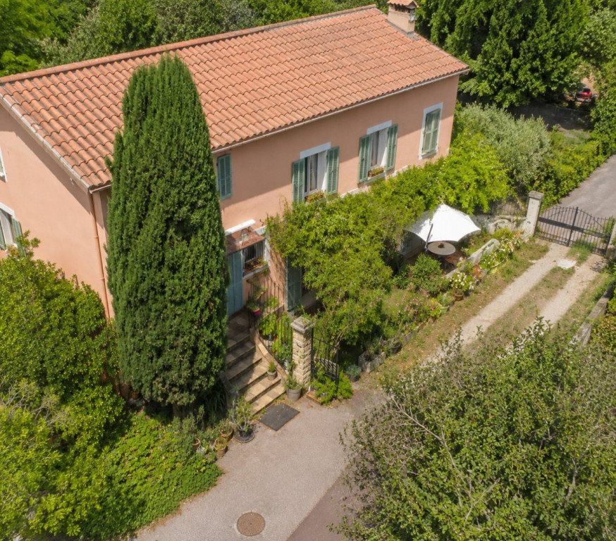 Maison à vendre, 167m², Tourrette-Levens