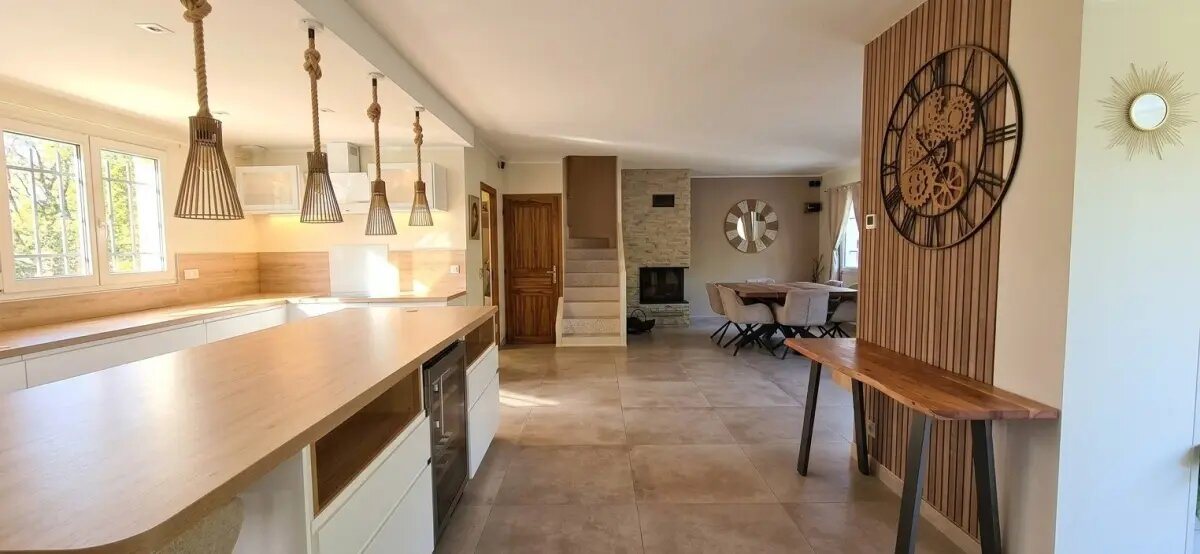 Maison à vendre, 140m², Tourrette-Levens