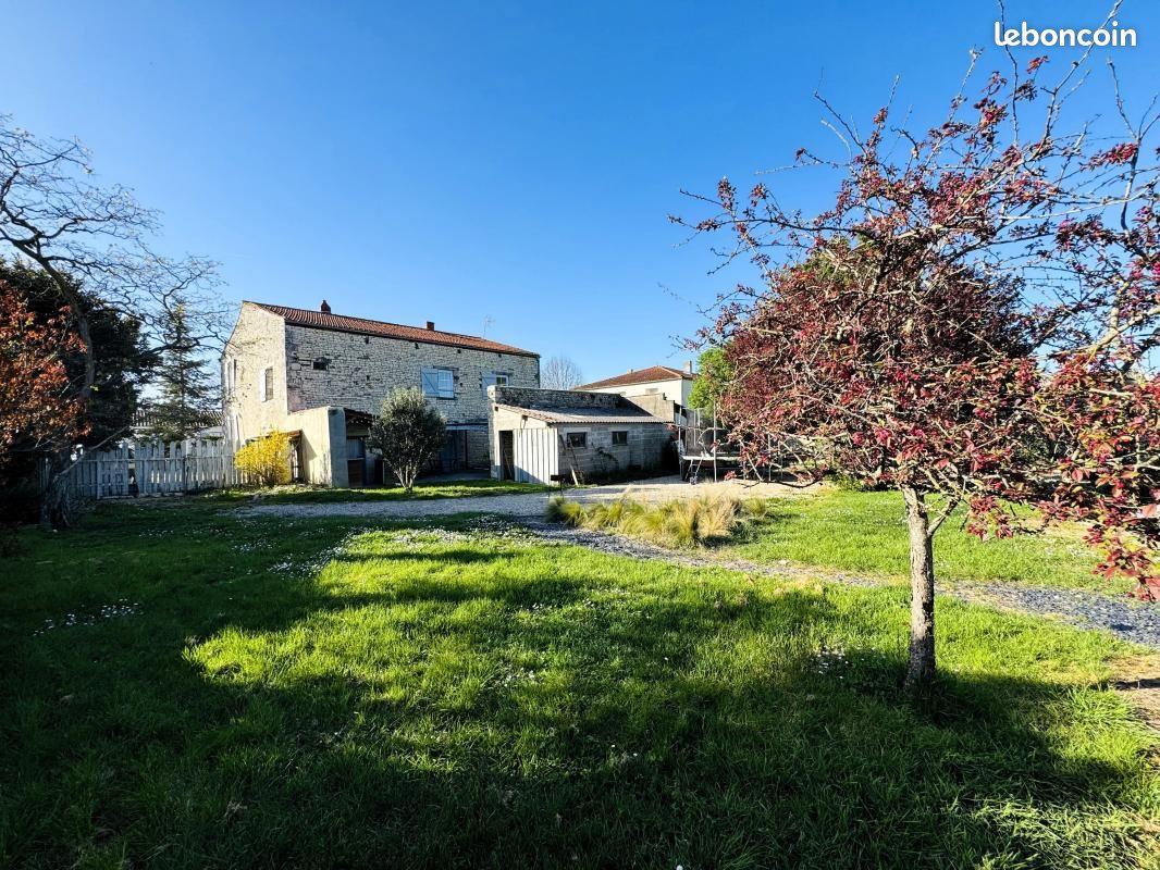 Maison à vendre, 220m², Angliers