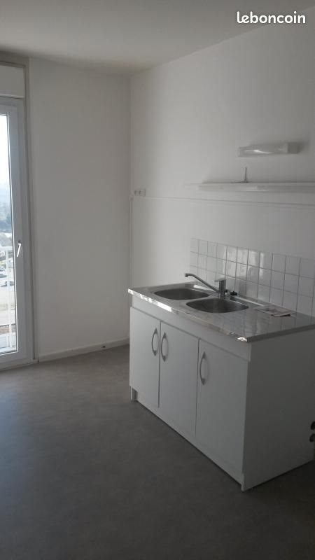 Appartement à louer, 63m², Autun