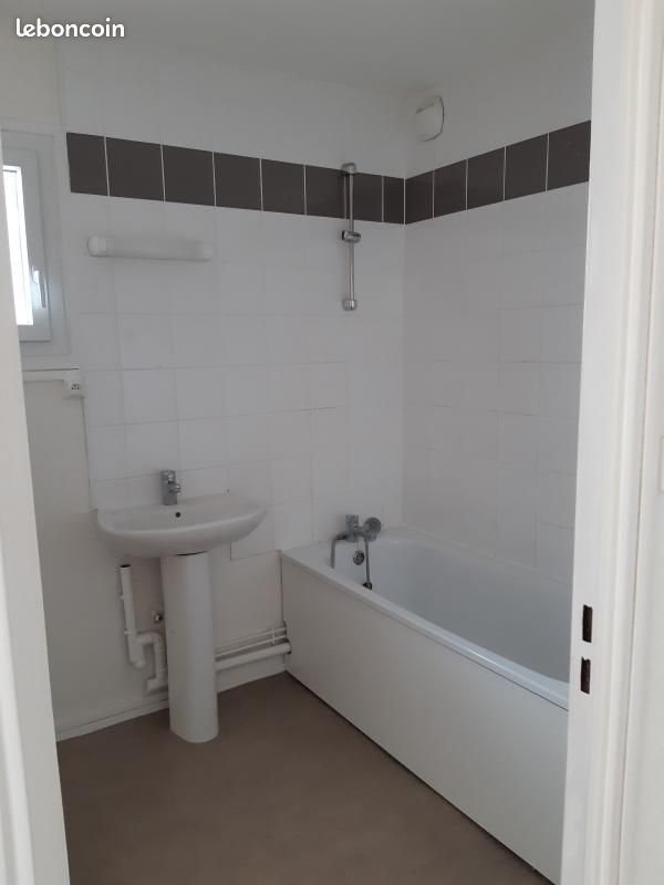 Appartement à louer, 75m², Autun