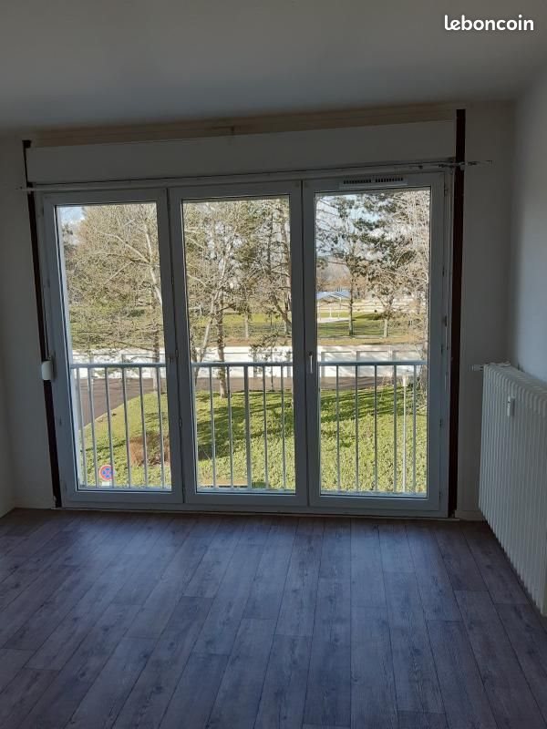 Appartement à louer, 75m², Autun