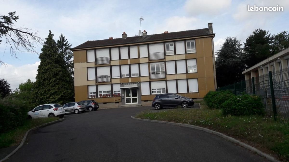 Appartement à louer, 83m², Mesvres