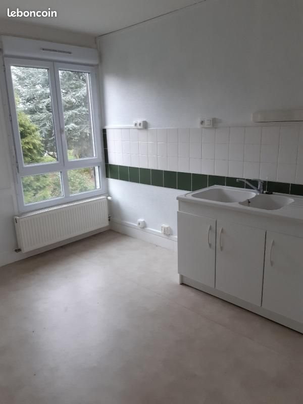 Appartement à louer, 83m², Mesvres