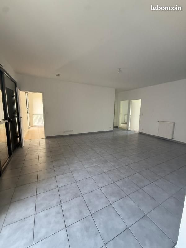 Appartement à louer, 84m², Francheville