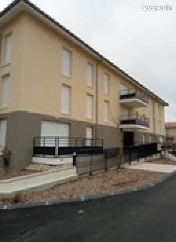 Appartement à louer, 84m², Belleville